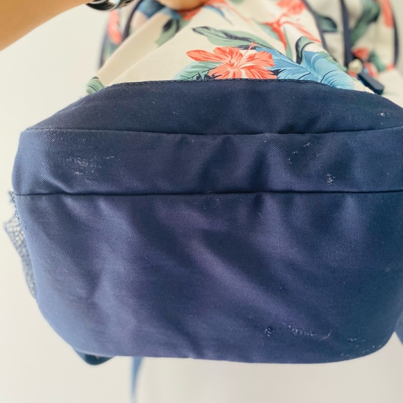 Pottery Barn Teen Roxy Sun Soaked Floral Backpack Large 17"H #9903G - Picture 11 of 14